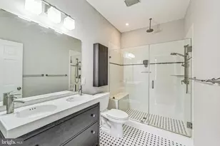 627 Lamont St NW, Washington, DC 20010 - Photo 17