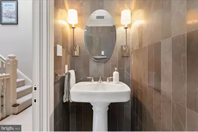 1615 35th Street NW, Washington, DC 20007 - Photo 17