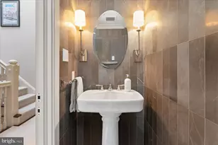 1615 35th St NW, Washington, DC 20007 - Photo 17