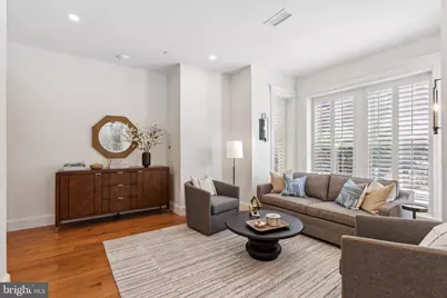 1641 R Street NW #203, Washington, DC 20009 - Photo 3