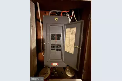 717 Emerson Street NE, Washington, DC 20017 - Photo 9