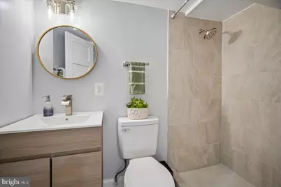 17 Longfellow Street NW, Washington, DC 20011 - Photo 27