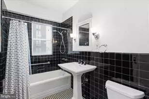 4000 Cathedral Ave NW, Washington, DC 20016 - Photo 23