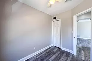 4630 Hillside Rd SE, Washington, DC 20019 - Photo 19