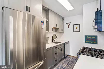 1545 18th St NW #212, Washington, DC 20036 - Photo 11