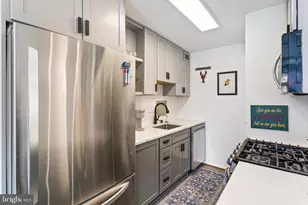 1545 18th St NW, Washington, DC 20036 - Photo 11