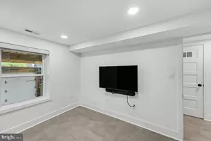 1427 Parkwood Pl NW, Washington, DC 20010 - Photo 43
