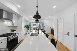 1427 Parkwood Pl NW, Washington, DC 20010 - Photo 13