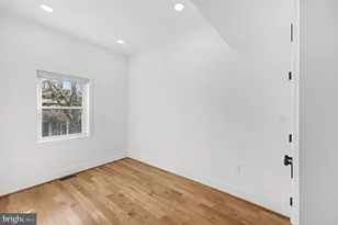 1427 Parkwood Pl NW, Washington, DC 20010 - Photo 27