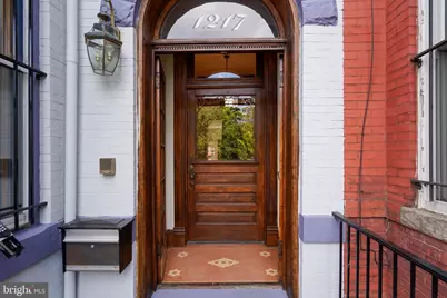1217 Massachusetts Avenue SE, Washington, DC 20003 - Photo 3