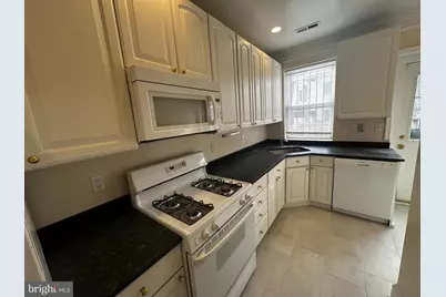 1215 I Street NE, Washington, DC 20002 - Photo 9