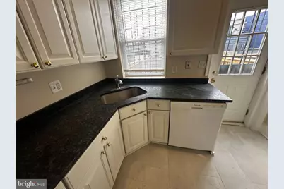 1215 I Street NE, Washington, DC 20002 - Photo 7