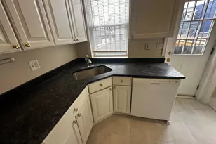 1215 I St NE, Washington, DC 20002 - Photo 7