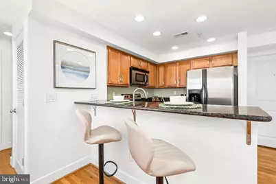 1628 C Street SE #302, Washington, DC 20003 - Photo 9