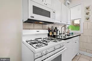 504 Kenyon St NW, Washington, DC 20010 - Photo 11