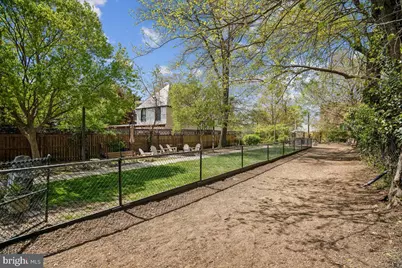 3010 Wisconsin Avenue NW #209, Washington, DC 20016 - Photo 27