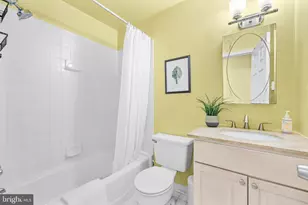 661 F St NE, Washington, DC 20002 - Photo 53