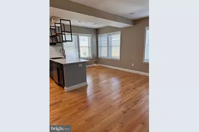922 Madison Street NW #301WASHINGTON, Dc, DC 20011 - Photo 3