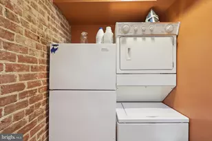 409 South Carolina Ave SE, Washington, DC 20003 - Photo 9