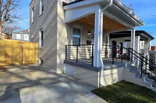 242 57th Pl NE, Washington, DC 20019 - Photo 5