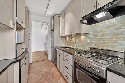 4200 Cathedral Avenue NW #918, Washington, DC 20016 - Photo 11
