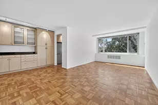 4200 Cathedral Ave NW, Washington, DC 20016 - Photo 5