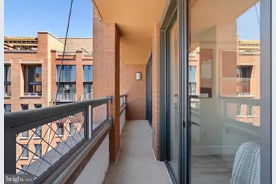 631 D Street NW #1136, Washington, DC 20004 - Photo 21