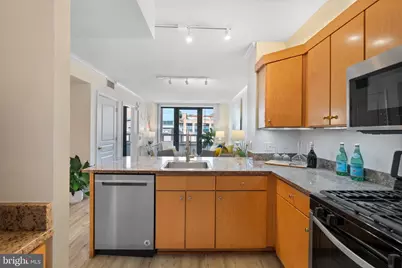 631 D Street NW #1136, Washington, DC 20004 - Photo 11