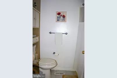 1902 SE Valley Terrace SE, Washington, DC 20032 - Photo 23