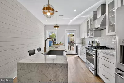 720 12th Street NE, Washington, DC 20002 - Photo 9