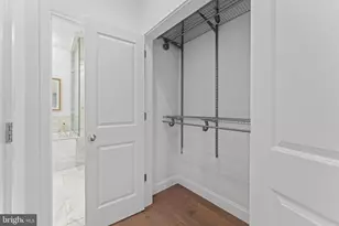 1010 4th St SE, Washington, DC 20003 - Photo 43