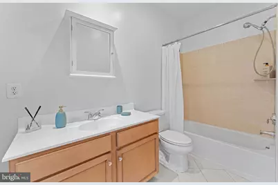 1010 4th Street SE, Washington, DC 20003 - Photo 47