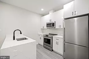 824 18th St NE, Washington, DC 20002 - Photo 7