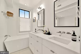 930 French St NW, Washington, DC 20001 - Photo 27