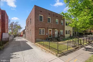 1525 1st St SW, Washington, DC 20024 - Photo 3