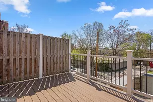 1525 1st St SW, Washington, DC 20024 - Photo 25