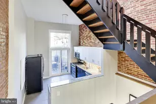 1238 Linden Pl NE, Washington, DC 20002 - Photo 9