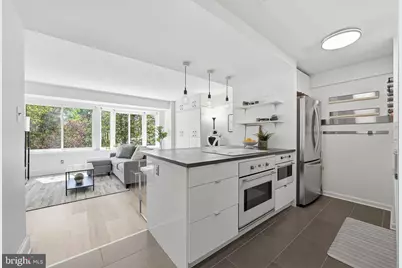 1825 T Street NW #207, Washington, DC 20009 - Photo 3