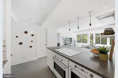 1825 T Street NW #207, Washington, DC 20009 - Photo 9