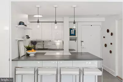 1825 T Street NW #207, Washington, DC 20009 - Photo 5