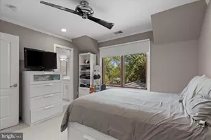 5741 27th St NW, Washington, DC 20015 - Photo 35