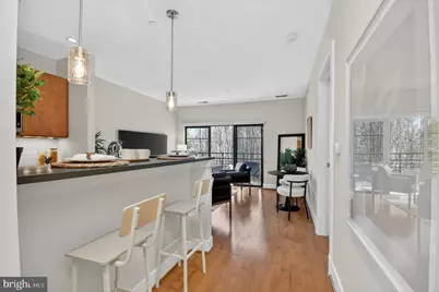 5201 Wisconsin Avenue NW #308, Washington, DC 20015 - Photo 3