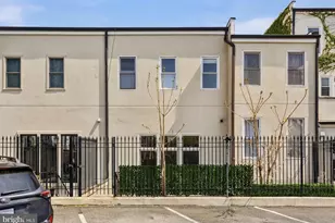 1232 4th St NW, Washington, DC 20001 - Photo 25