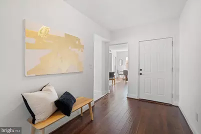 1040 6th Street NE #302, Washington, DC 20002 - Photo 5