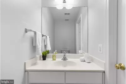 3222 Theodore R Hagans Drive NE, Washington, DC 20018 - Photo 41