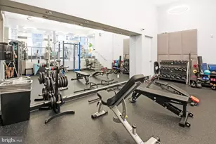 1025 1st St SE, Washington, DC 20003 - Photo 37