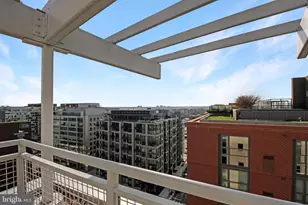 1025 1st St SE, Washington, DC 20003 - Photo 35