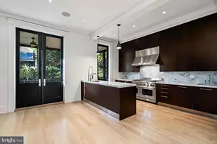 2107 Wyoming Ave NW, Washington, DC 20008 - Photo 9