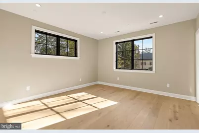 2733 Chesapeake Street NW, Washington, DC 20008 - Photo 65