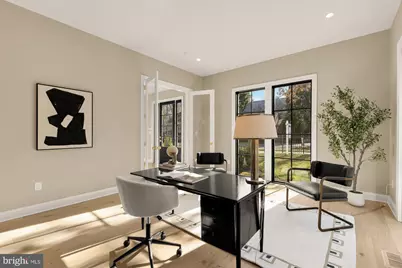 2733 Chesapeake Street NW, Washington, DC 20008 - Photo 9